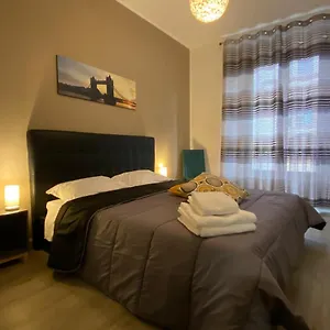  Apartment Trilocale In Piazza Duomo Italy