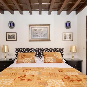  Apartment En Pleno Centro, Aljibe Rodrigo Del Campo 2a Spain